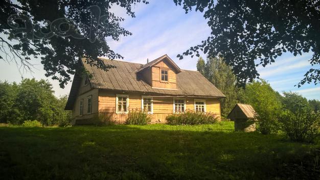 Шикарный жилой хуторок на берегу реки Утроя